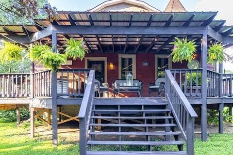 162 Farrow Street — photo 1 of 1
