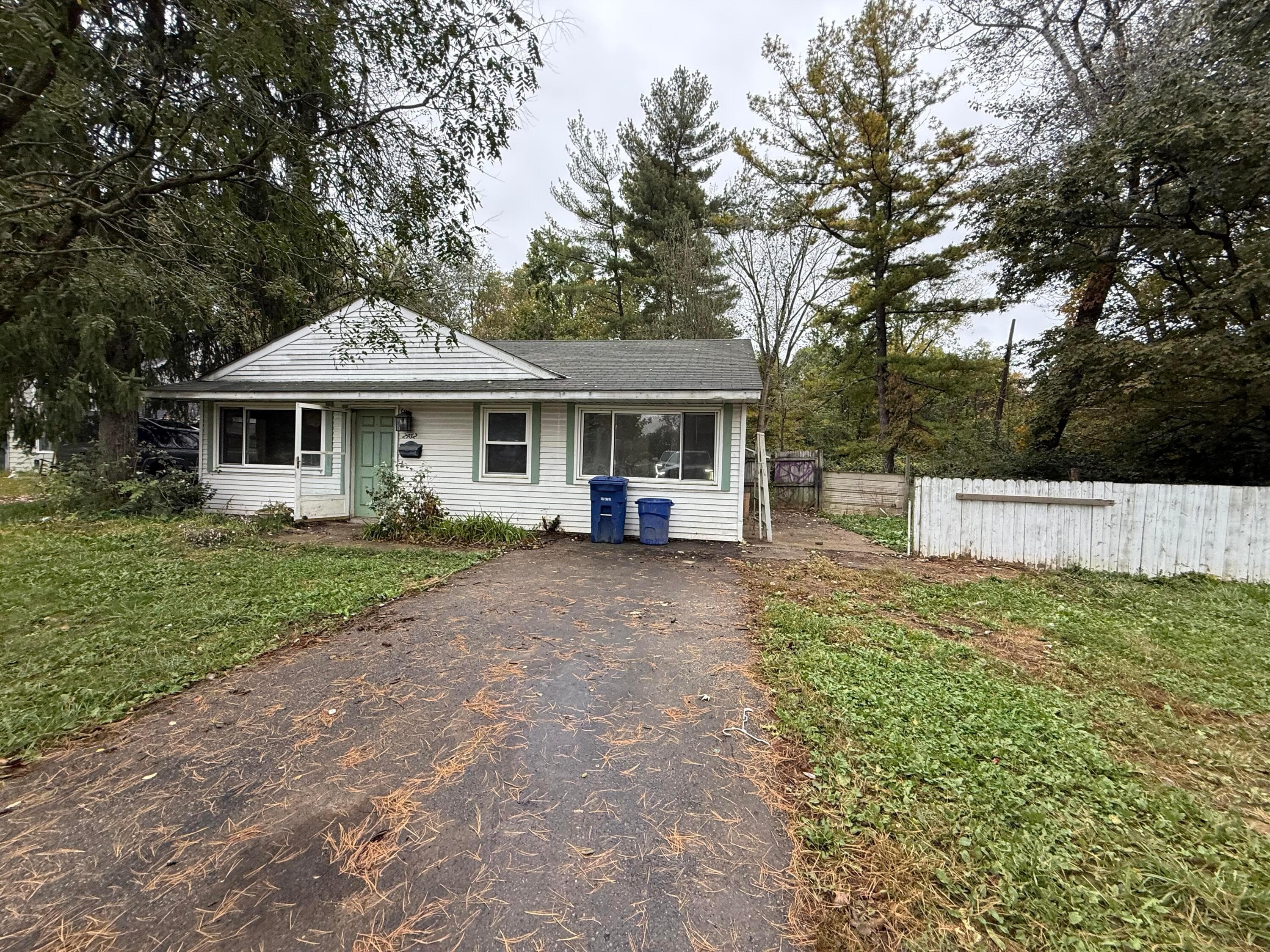 2462 Dawnlight Avenue — photo 1 of 24