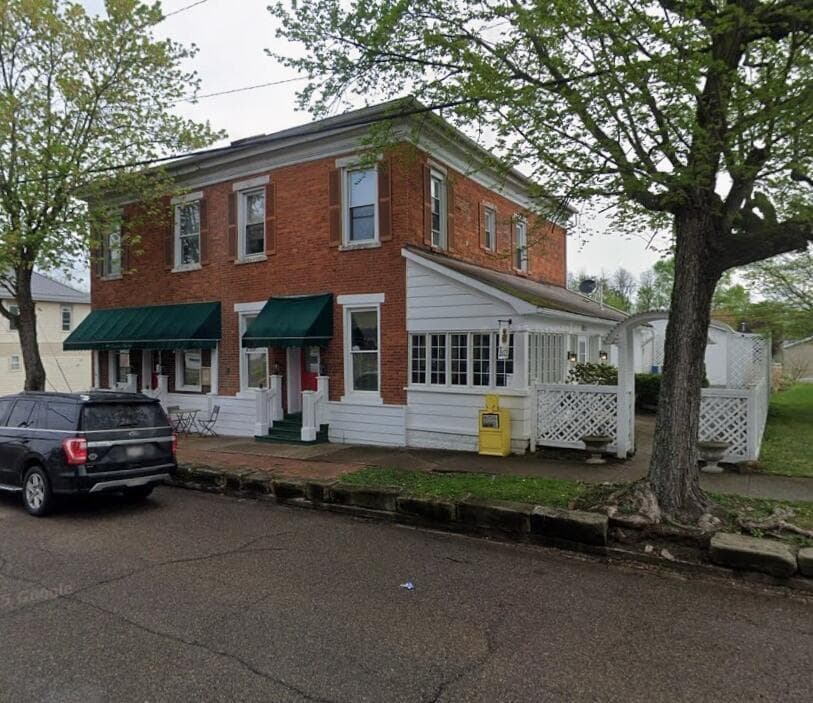 700 Main Street — photo 1 of 6