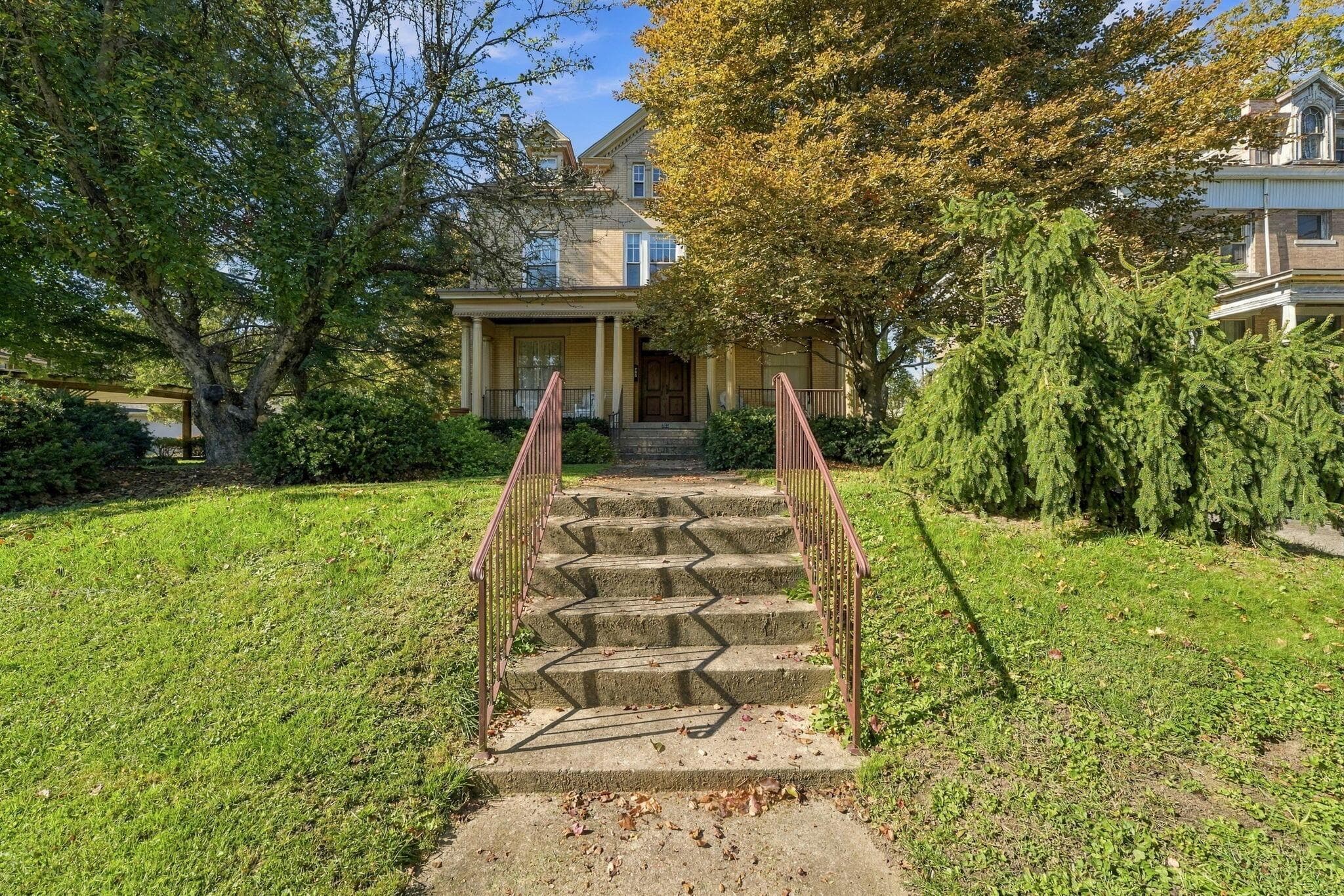 205 Woodland Avenue — photo 1 of 68