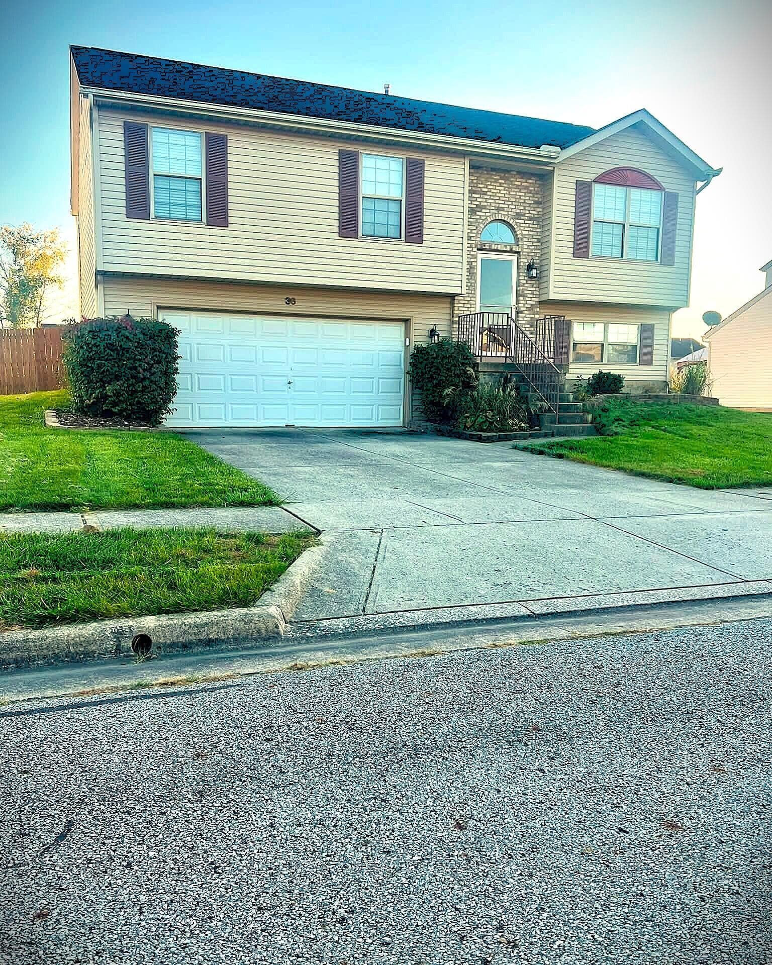 36 Collins Drive — photo 1 of 10
