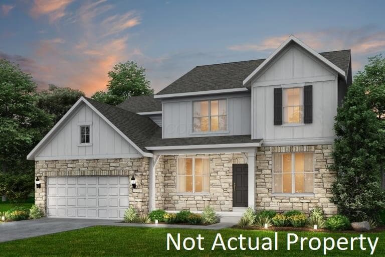 111 Shadow Oak Loop — photo 1 of 36
