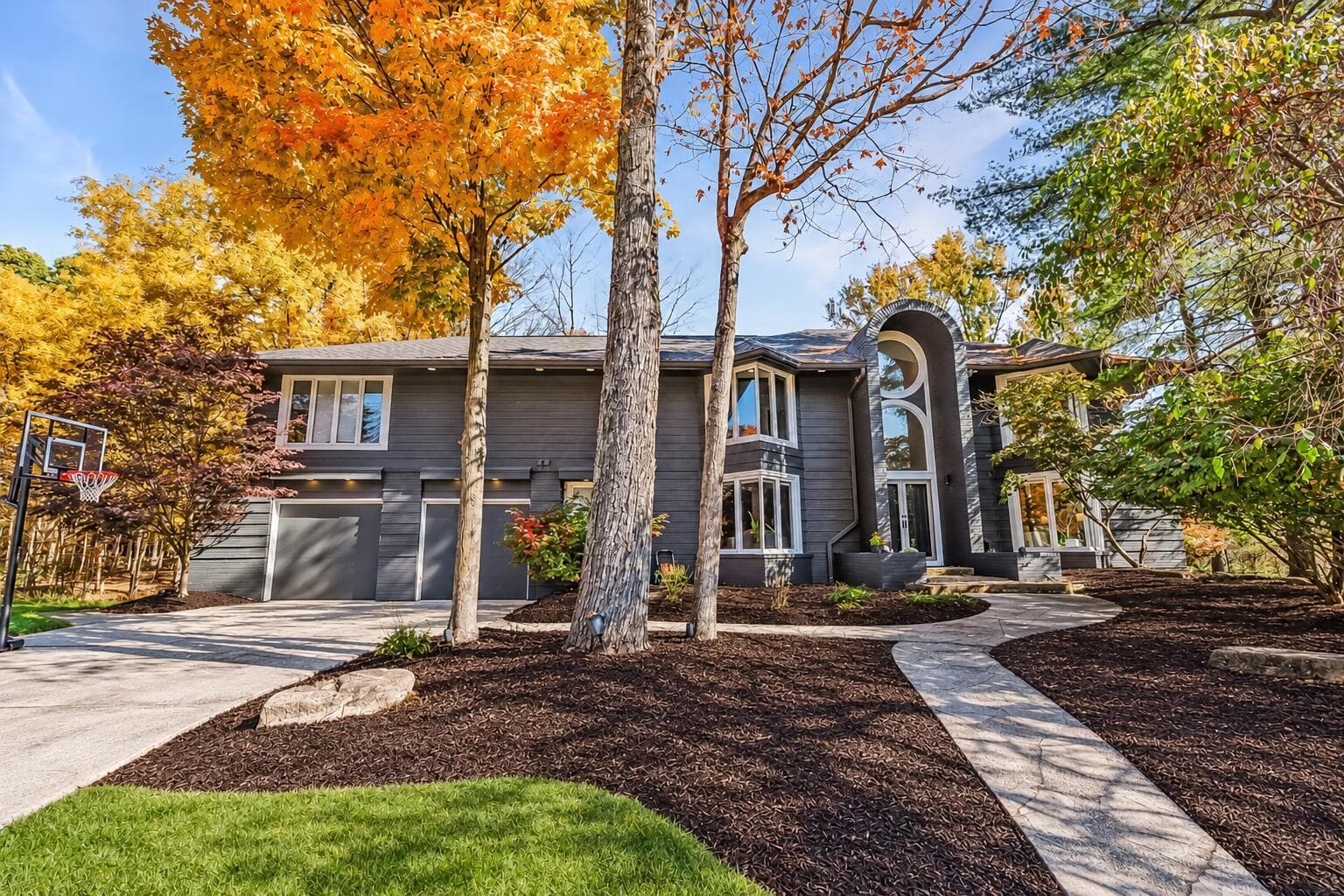 294 Glen Village Court — photo 1 of 136