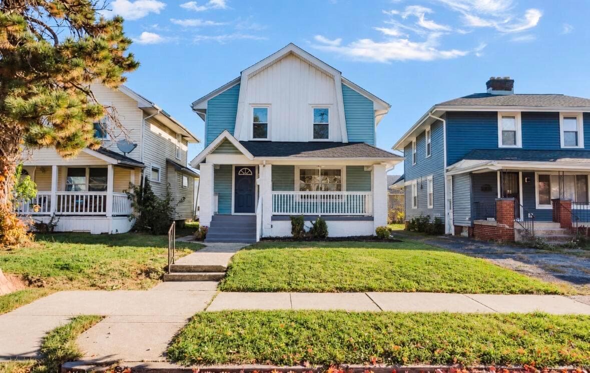 608 Larcomb Avenue — photo 1 of 49
