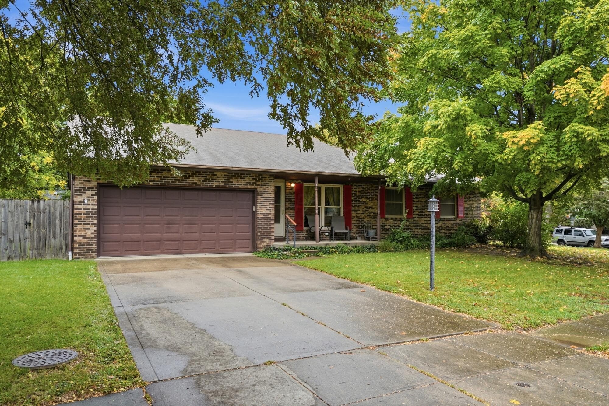 2402 Dorothy Lane — photo 1 of 37